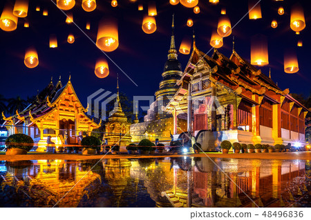 Yee peng festival and sky lanterns Yee peng festival and sky lanterns 48496836