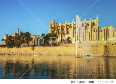 Ancient Cathedral in Palma de Mallorca Ancient Cathedral in Palma de Mallorca 48497076