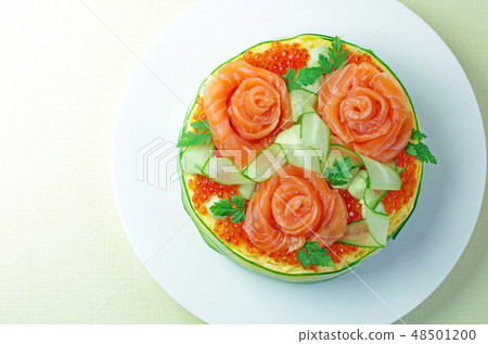 壽司蛋糕三文魚黃瓜被擊碎的蛋雞蛋 48501200