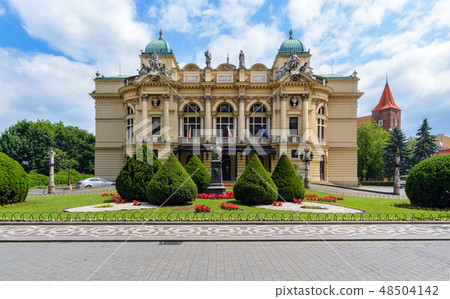Krakow Slowackiego theater in summer time. Poland. 48504142