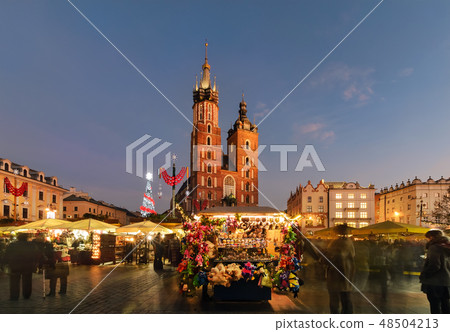 Traditional street market in Main Market Square 48504213