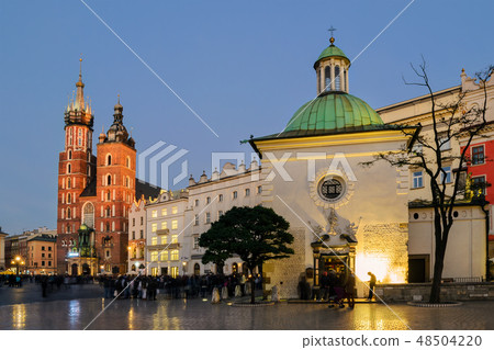 Rynek Glowny - The main square of Krakow Rynek Glowny - The main square of Krakow 48504220