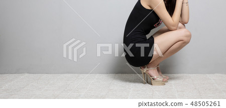 Posing sexy women 48505261