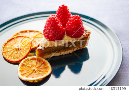Strawberry tart Strawberry tart 48513199