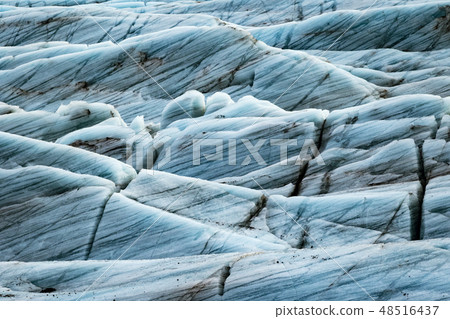 Background texture of glacier 48516437