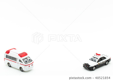 Police car with eye seal and ambulance: wiggly-eyed police car & ambulance Police car with eye seal and ambulance: wiggly-eyed police car & ambulance 48521854