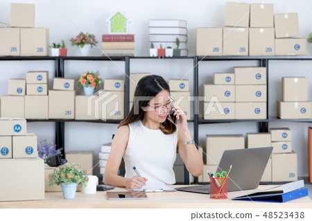 asian business lady at office 48523438