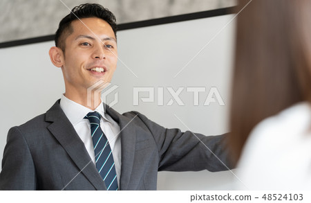 Businessman         48524103