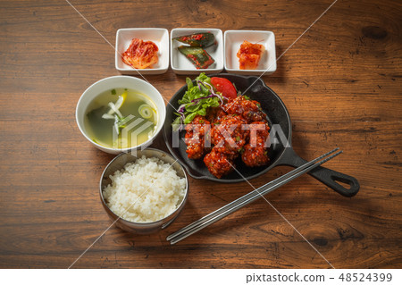 Yannyom chicken Korean spicy chicken (Yangnyeom Chicken) Yannyom chicken Korean spicy chicken (Yangnyeom Chicken) 48524399