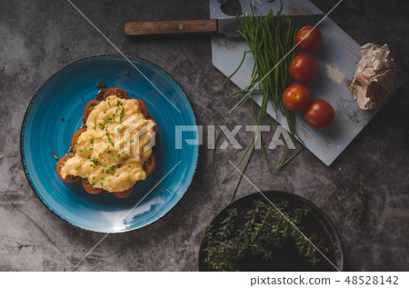 Wholemeal bread sandwitch 48528142