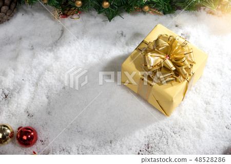christmas happy new year background present 48528286
