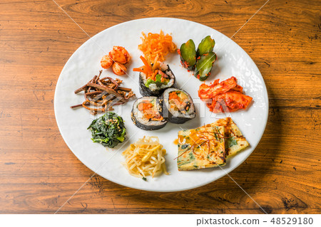 Typical Korean food typical Korean foods 48529180
