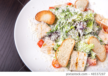 Traditional Caesar salad 48537287