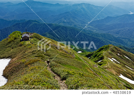Echigo Komagatake Volcano hut from the top of the mountain top and Okuda Tadami direction 48538619
