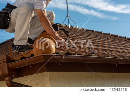 Antenna replacement work Antenna replacement work 48543258