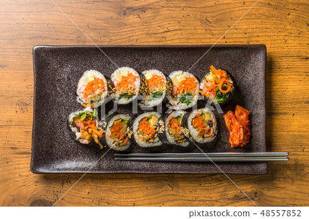 Kimpa Korean seaweed roll Korean food (gimbap, kimbap) Kimpa Korean seaweed roll Korean food (gimbap, kimbap) 48557852