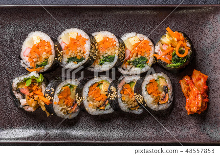 Kimpa Korean seaweed roll Korean food (gimbap, kimbap) Kimpa Korean seaweed roll Korean food (gimbap, kimbap) 48557853