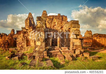 Pre Rup temple at sunset. Siem Reap. Cambodia.  48558281