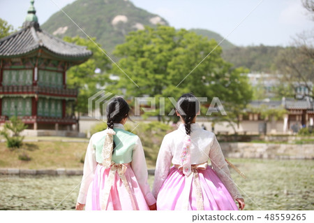 Girl in Hanbok in Gyeongbokgung Palace 48559265