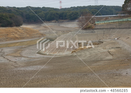 赤塔市Sagari-rike“拉出池塘水的偉大戰略” 赤塔市Sagari-rike“拉出池塘水的偉大戰略” 48560285