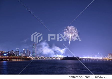 Night view, Fireworks, 63 Building, Han River, Seoul 48562720