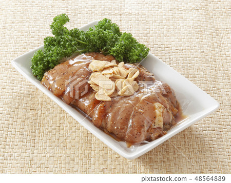 大蒜雞 48564889