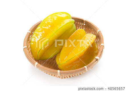 Star fruit 48565657