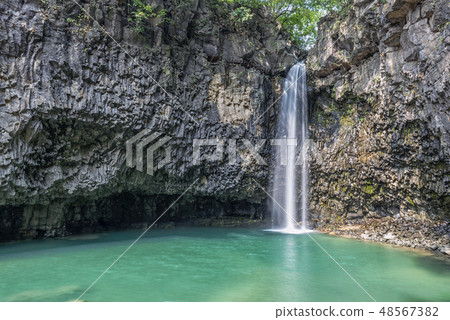 Jain Waterfall, Yeoncheon-gun, Gyeonggi-do Jain Waterfall, Yeoncheon-gun, Gyeonggi-do 48567382