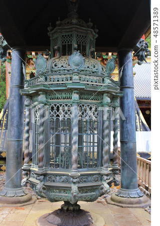 a Oranda Doro (Dutch lantern) - a Oranda Doro (Dutch lantern) - 48571389