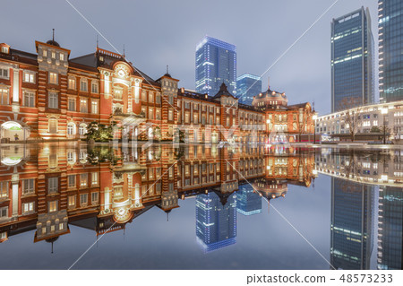  Tokyo Station 48573233