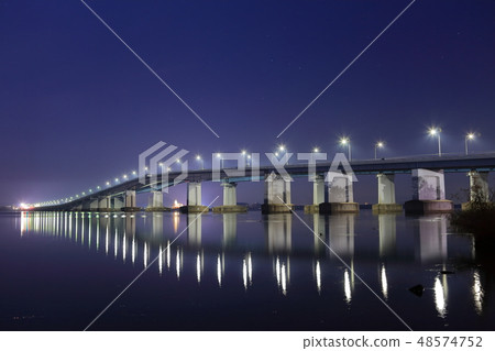 琵琶湖橋夜景 48574752