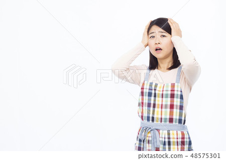 Housewife in her 30s 48575301