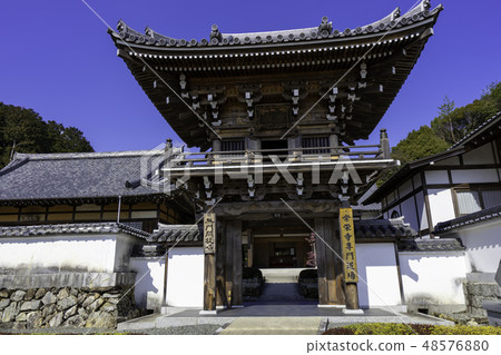 Yamaguchi Shogakuji Sesshin garden bell tower gate 48576880