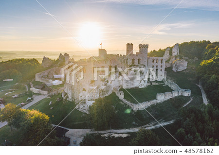 medieval castle ruins located in Ogrodzieniec, Poland 48578162