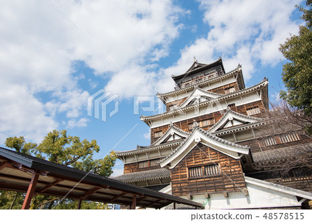 一座城堡 48578515