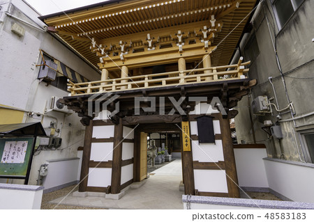 山口山口市車站街道Tadashiji寺鐘樓門 山口山口市車站街道Tadashiji寺鐘樓門 48583183