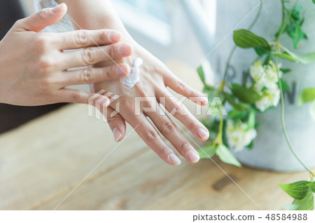 Hand cream moisturizing Hand cream moisturizing 48584988