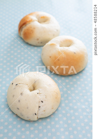 Bakery making bagels at home Bakery making bagels at home 48588214