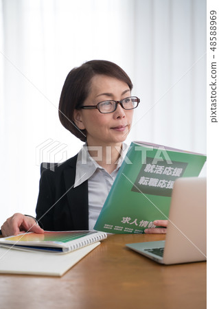 編輯（虛構雜誌） 48588969