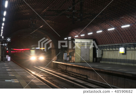 Tunnel inside the tunnel of Takedao station 48590682