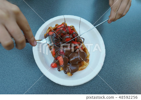 waffles, delicious, taste 48592256
