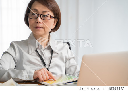 編輯（虛構雜誌） 48593181