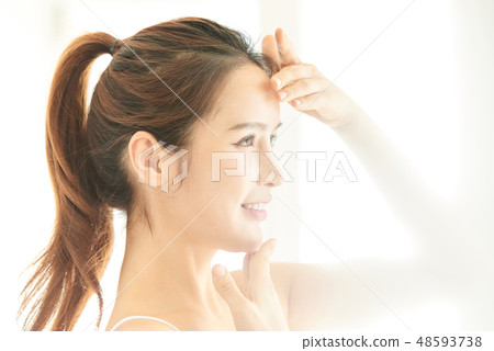 Women beauty 48593738