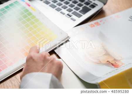 編輯（虛構雜誌） 48595280