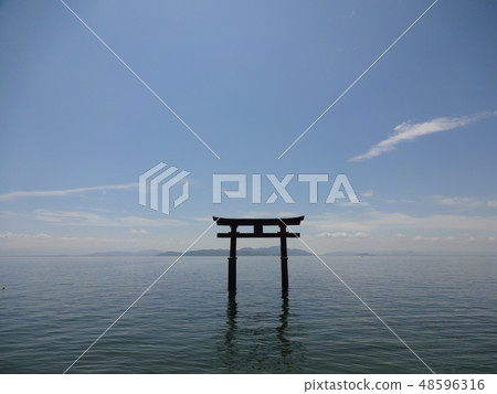 Torii gate of Shirakaba Shrine in Lake Biwa (Takashima City, Shiga Prefecture) Torii gate of Shirakaba Shrine in Lake Biwa (Takashima City, Shiga Prefecture) 48596316
