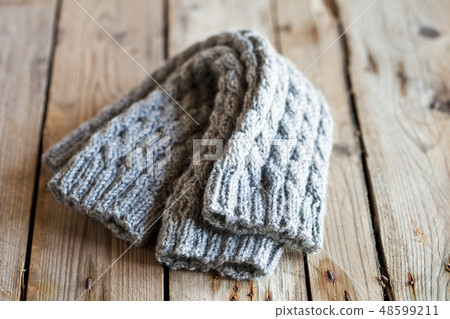 knitted light grey leg warmers knitted light grey leg warmers 48599211
