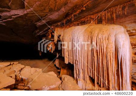 Stalagmites and stalactites in the cave Gruta Da Lapa Doce, cave in Iraquara, Chapada Diamantina Stalagmites and stalactites in the cave Gruta Da Lapa Doce, cave in Iraquara, Chapada Diamantina 48600220