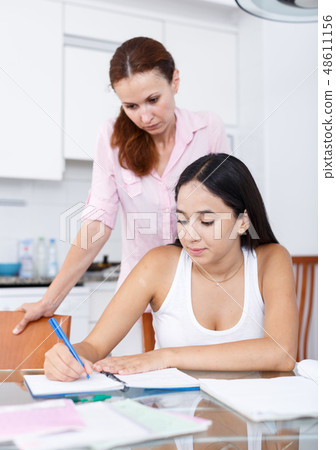 Girl learns badly Girl learns badly 48611156