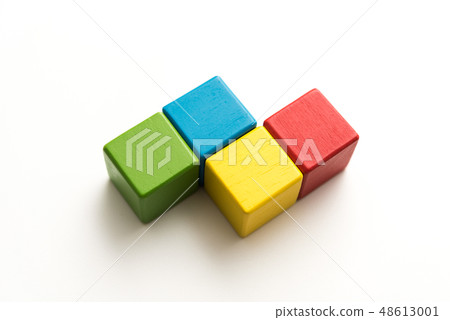 Mother taking 48613001