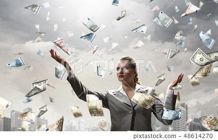 Dreaming to become rich 48614270